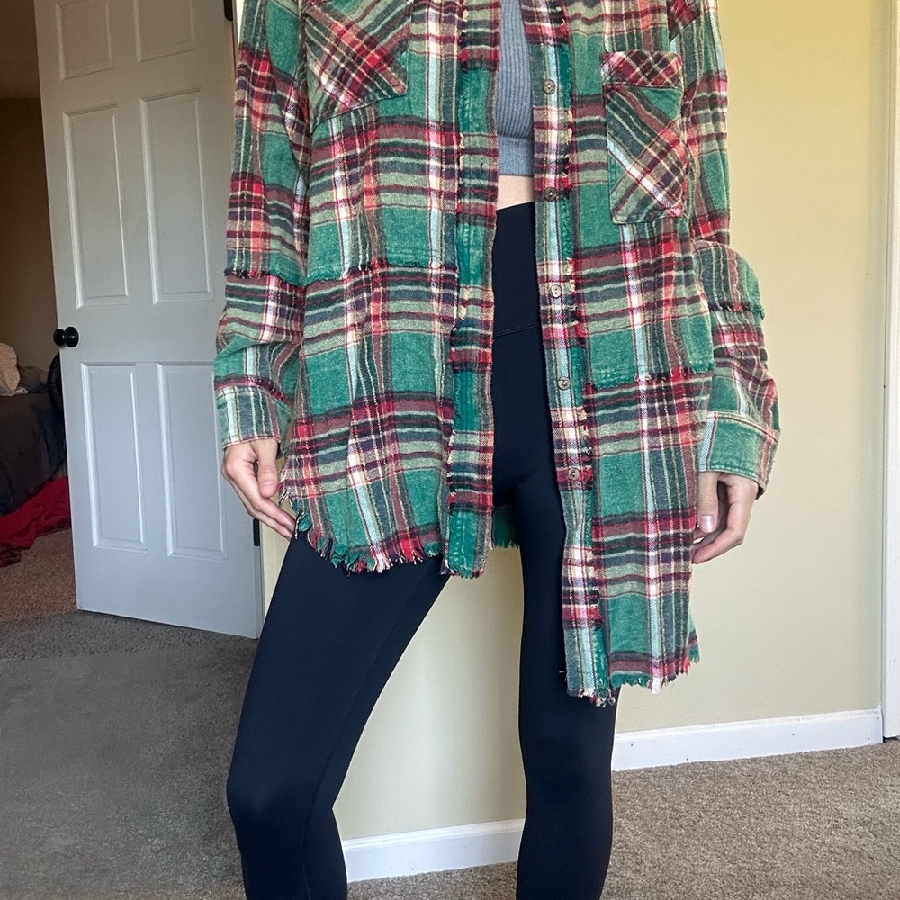 Oli & Hali | Green and Red Flannel